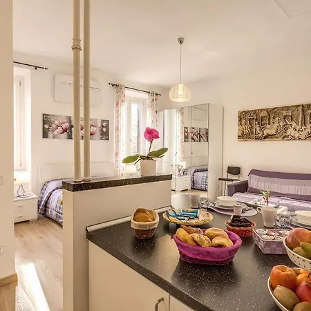 Bed and breakfast Life In Roma